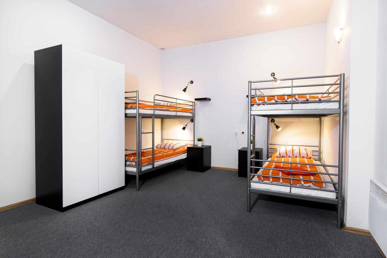 Constitution Square Rooms วอร์ซอ ภายนอก รูปภาพ